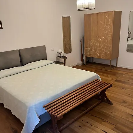 Bb7 House * Trieste